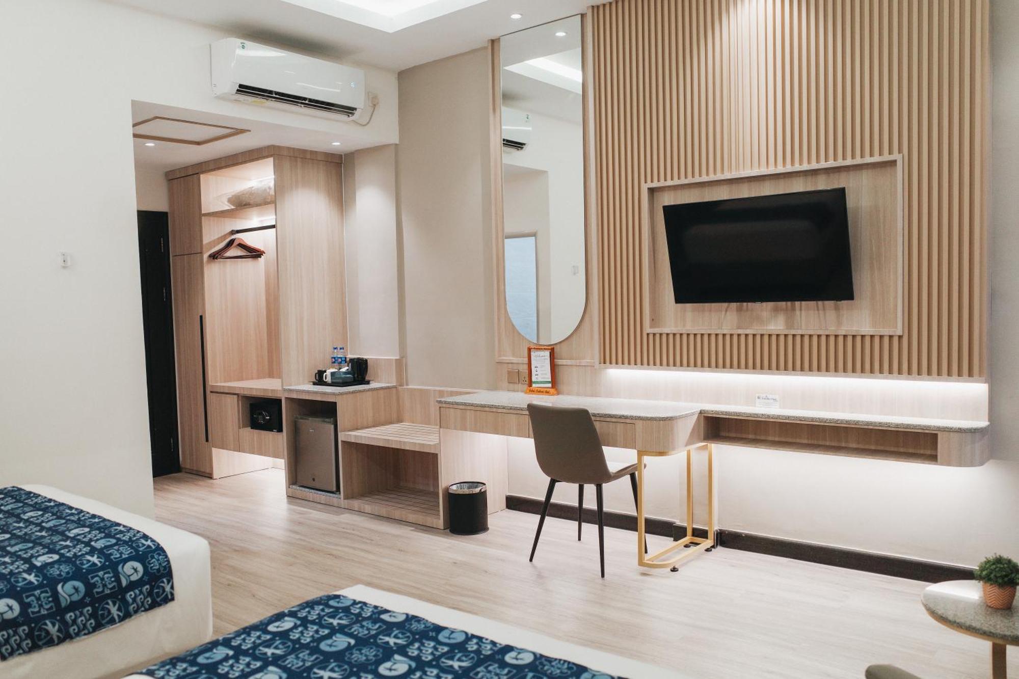 Batam Harbour Boutique Hotel & Spa Nagoya Quarto foto