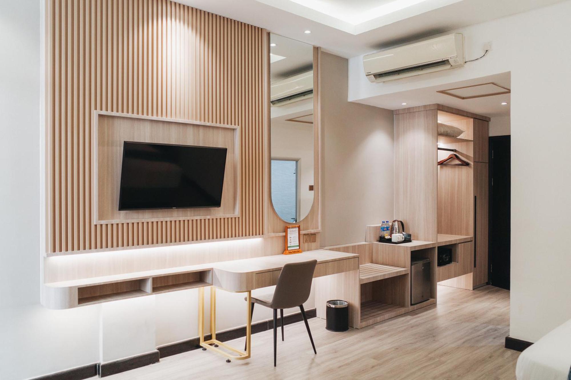 Batam Harbour Boutique Hotel & Spa Nagoya Quarto foto